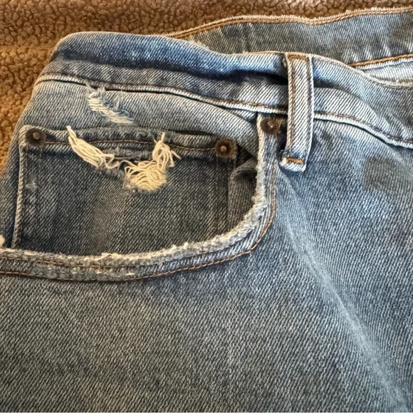 NEW Abercrombie & Fitch Women's 90s Relaxed High Rise Medium Wash Size 35/20R - Picture 4 of 5